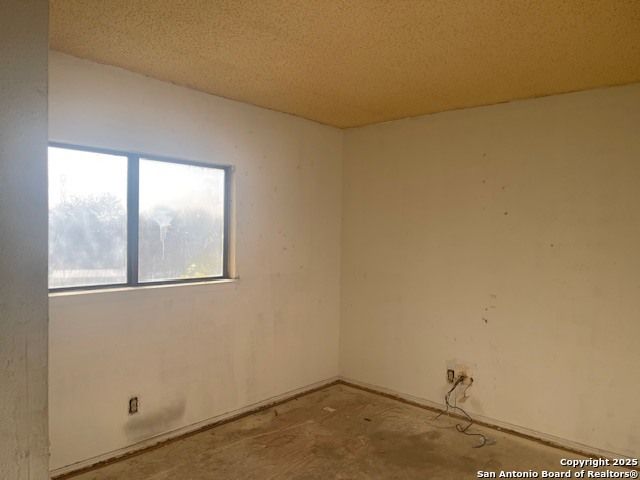 8008 Wayword, San Antonio, TX 78244