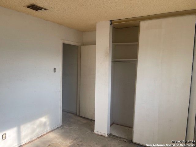 8008 Wayword, San Antonio, TX 78244