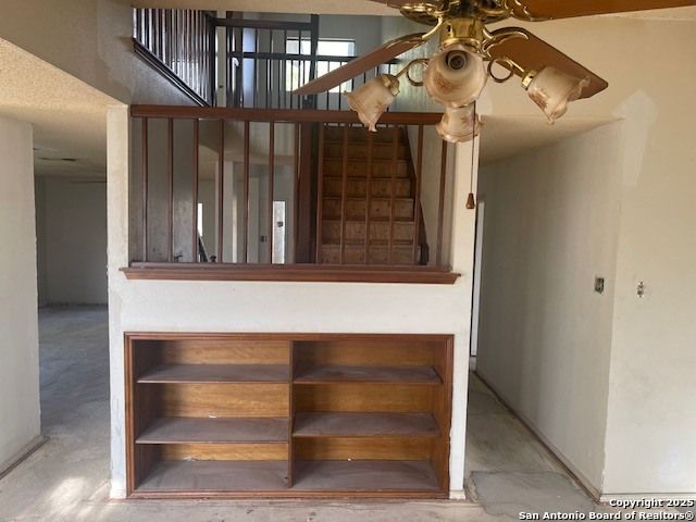 8008 Wayword, San Antonio, TX 78244