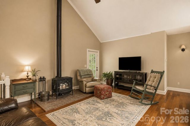 60 Hawks Pointe Lane, Weaverville, NC 28787