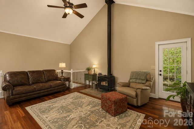 60 Hawks Pointe Lane, Weaverville, NC 28787