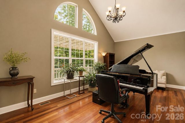 60 Hawks Pointe Lane, Weaverville, NC 28787
