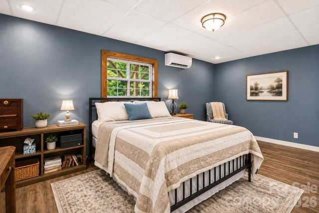 60 Hawks Pointe Lane, Weaverville, NC 28787