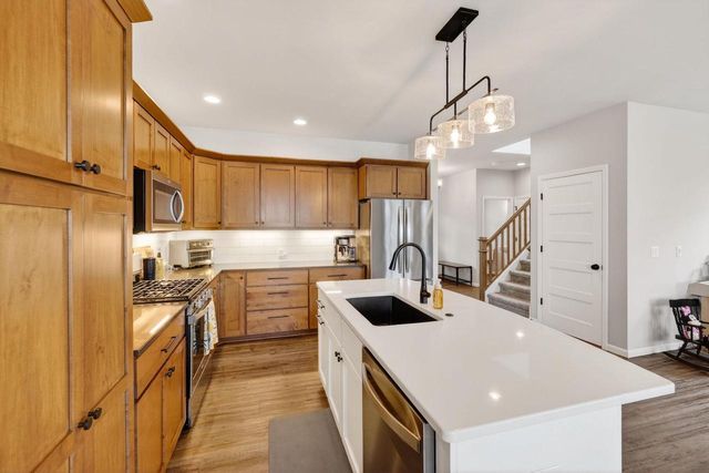 826 Feather Sound Drive, Verona, WI 53593