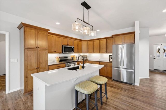 826 Feather Sound Drive, Verona, WI 53593