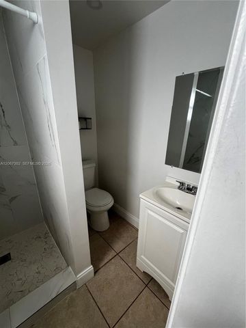 5926 Wiley Street 1, Hollywood, FL 33023