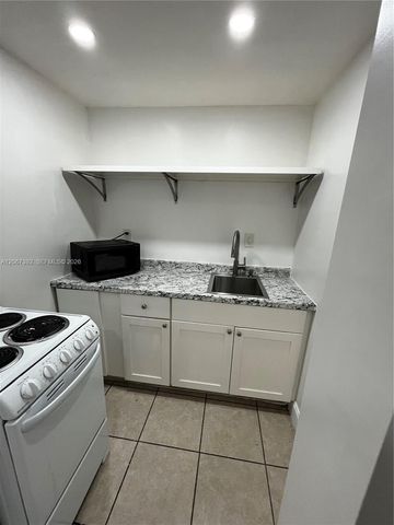 5926 Wiley Street 1, Hollywood, FL 33023