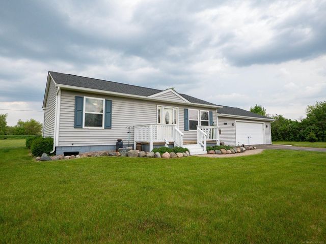 29681 Rogan Roads, New Haven, MI 48048