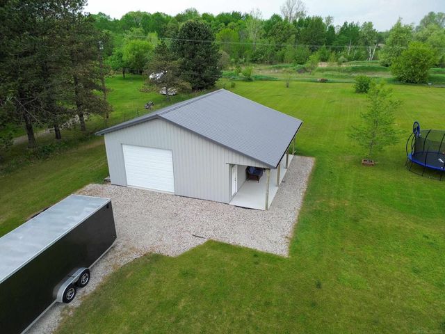 29681 Rogan Roads, New Haven, MI 48048
