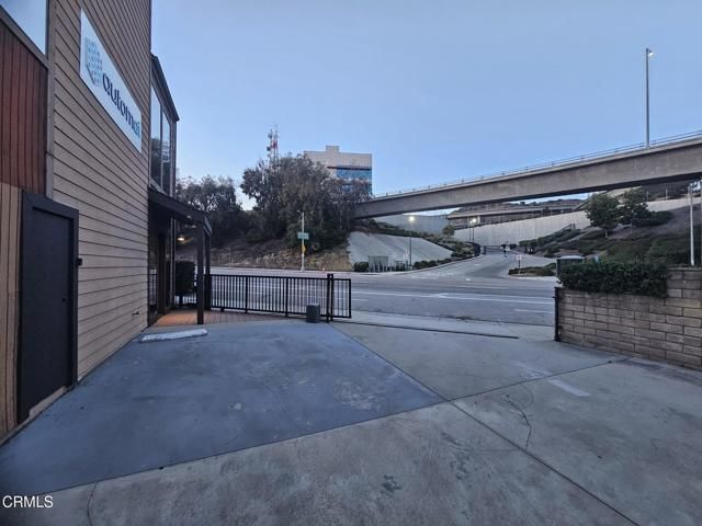 2910 W Broadway, Los Angeles, CA 90041