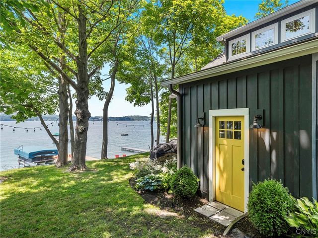 2699 East Lake Road, Skaneateles, NY 13152