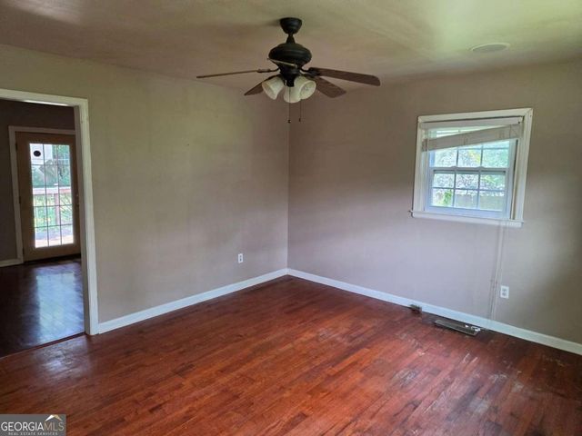 3173 Pennington Circle SW, Atlanta, GA 30354