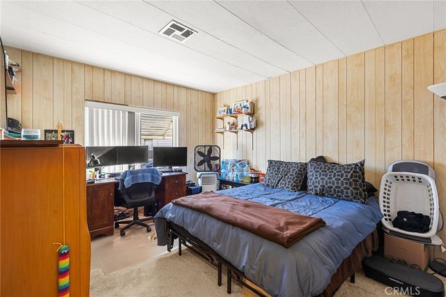 3850 Atlantic 247, Highland, CA 92346