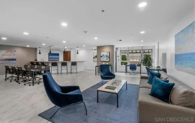 475 Redwood St, San Diego, CA 92103