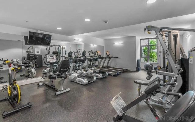 475 Redwood St, San Diego, CA 92103