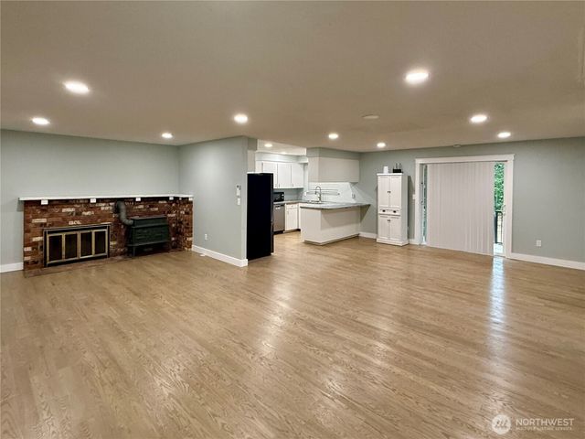31719 41st Avenue E, Eatonville, WA 98328