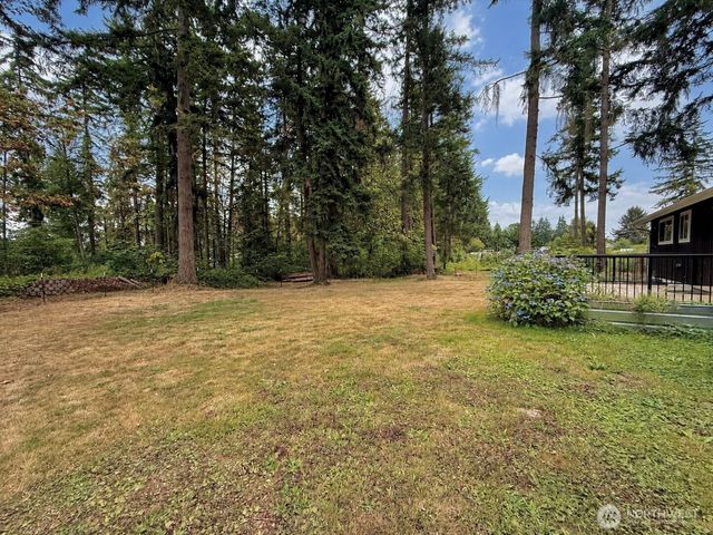 31719 41st Avenue E, Eatonville, WA 98328