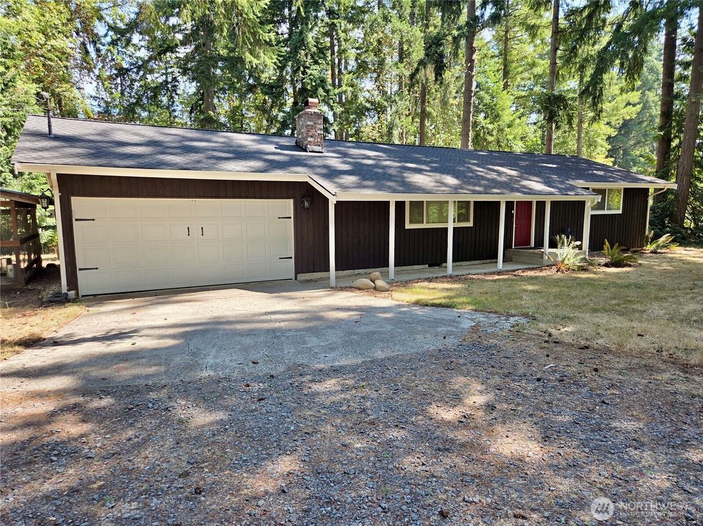 31719 41st Avenue E, Eatonville, WA 98328