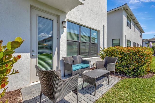 8654 Antarus Drive, Lake Worth, FL 33467