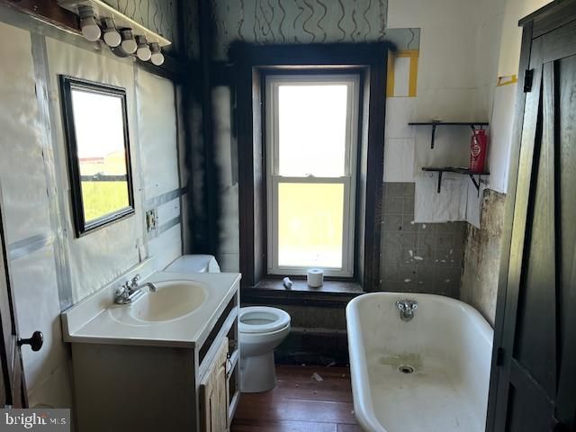 5002 PICKING RD, Hellam, PA 17406