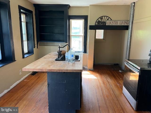 5002 PICKING RD, Hellam, PA 17406