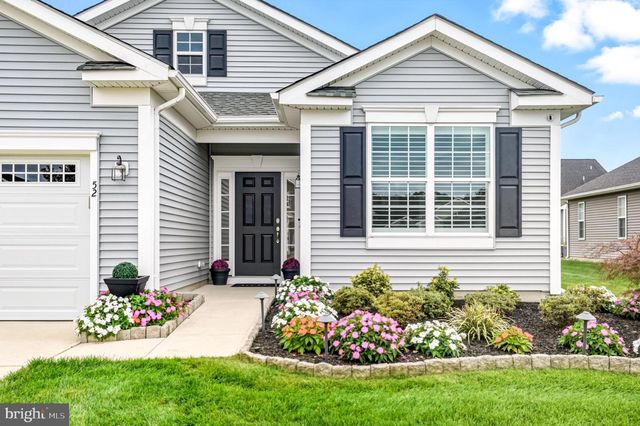 52 KIPPEN DR, Williamstown, NJ 08094