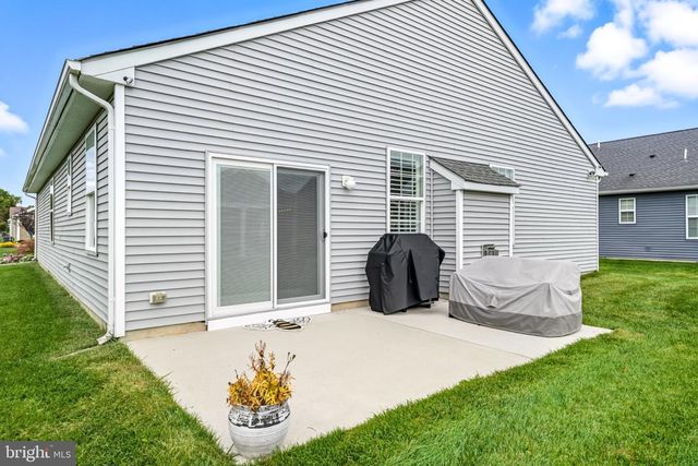 52 KIPPEN DR, Williamstown, NJ 08094