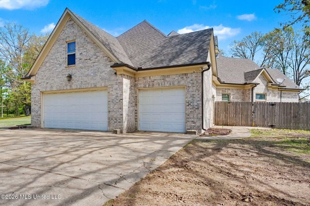 1808 Malone Road, Nesbit, MS 38651