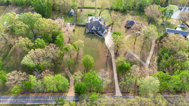 1808 Malone Road, Nesbit, MS 38651
