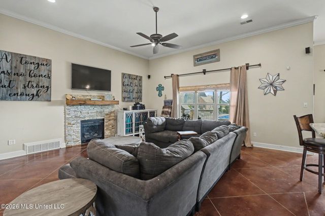 1808 Malone Road, Nesbit, MS 38651