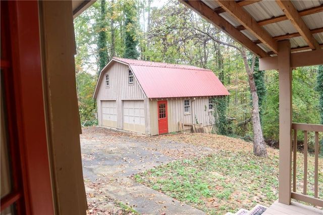 618 Old Doss Drive, Canton, GA 30115