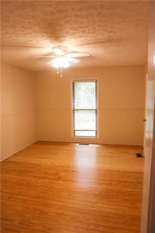 618 Old Doss Drive, Canton, GA 30115