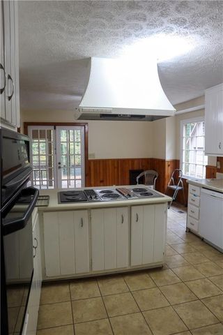 618 Old Doss Drive, Canton, GA 30115