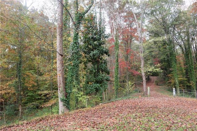 618 Old Doss Drive, Canton, GA 30115