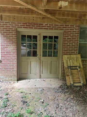 618 Old Doss Drive, Canton, GA 30115