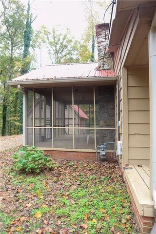 618 Old Doss Drive, Canton, GA 30115