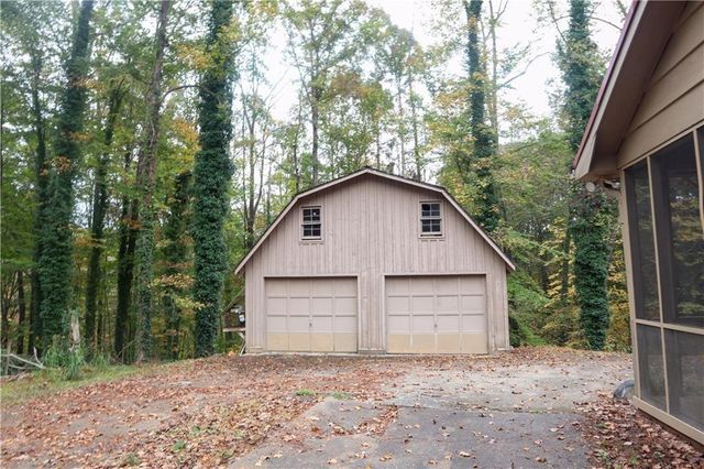 618 Old Doss Drive, Canton, GA 30115