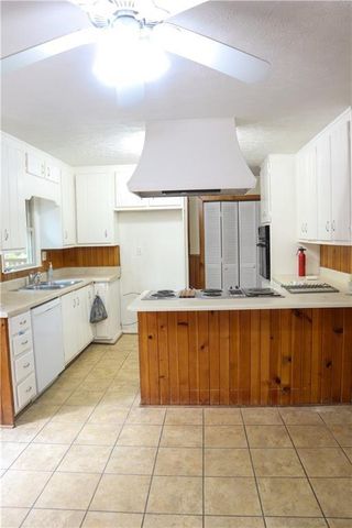 618 Old Doss Drive, Canton, GA 30115