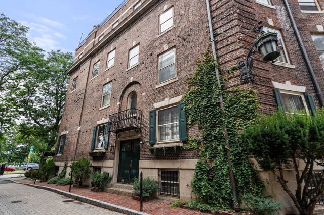 1 West Hill Place, Boston, MA 02114