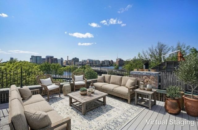 1 West Hill Place, Boston, MA 02114
