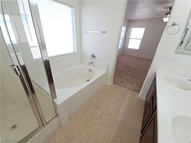 584 Bayo Canyon Court, Henderson, NV 89015