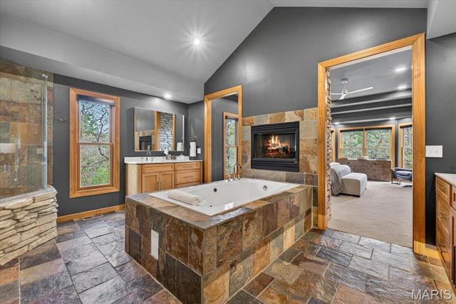 3817 Indian Ridge Lane, Defiance, MO 63341