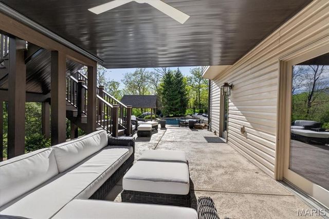3817 Indian Ridge Lane, Defiance, MO 63341