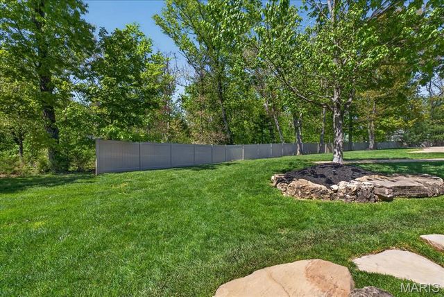 3817 Indian Ridge Lane, Defiance, MO 63341
