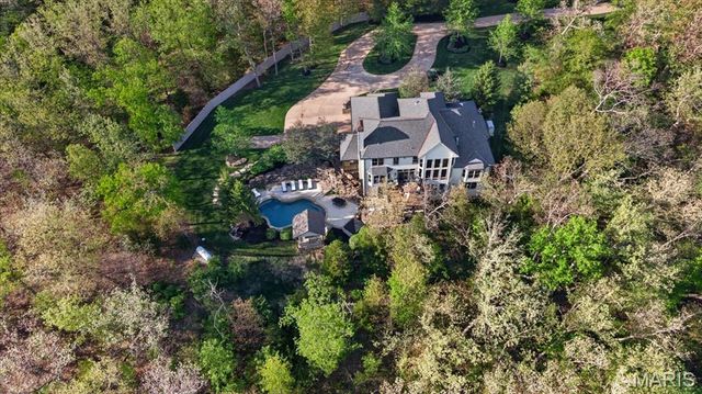 3817 Indian Ridge Lane, Defiance, MO 63341