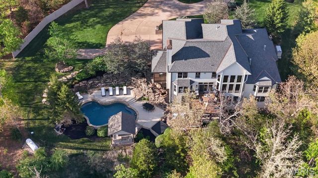 3817 Indian Ridge Lane, Defiance, MO 63341