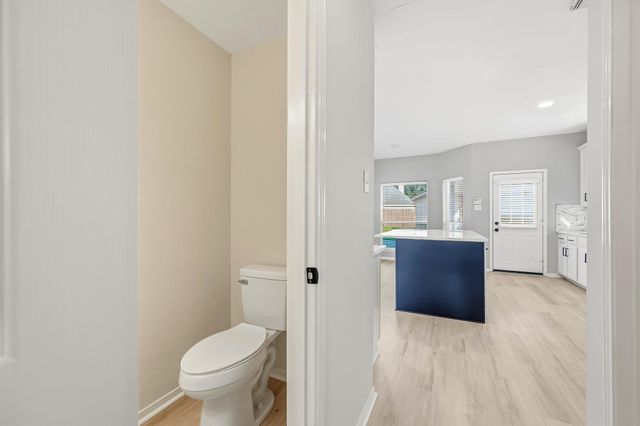 9323 Hudson Bend Circle, Houston, TX 77095