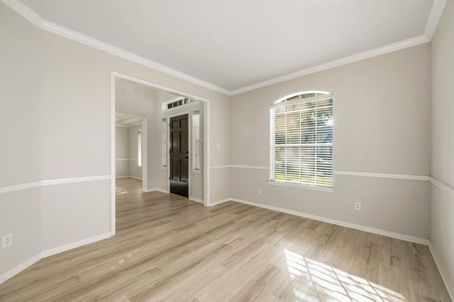 9323 Hudson Bend Circle, Houston, TX 77095