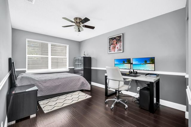 8122 Palm Gate Drive, Boynton Beach, FL 33436