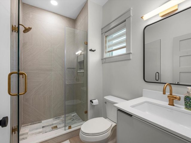 1998 Royalville Court, Crystal Beach, TX 77650